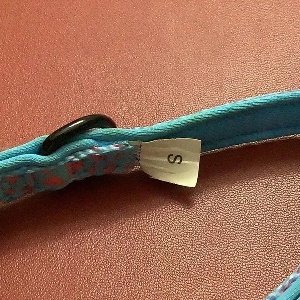 Blue/Pink Dog Collar with Adjustable Buckle Closure. New No Tag